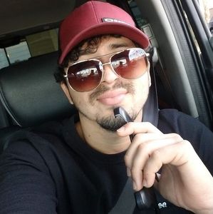 Meet your Posher, Luis